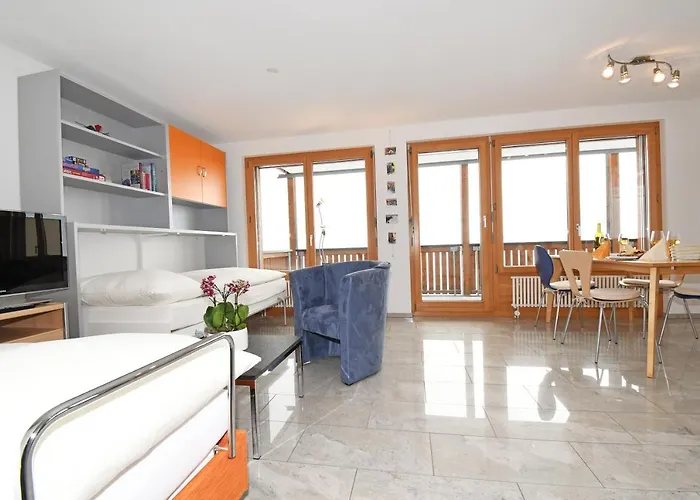 Sophia 1. Stock West *