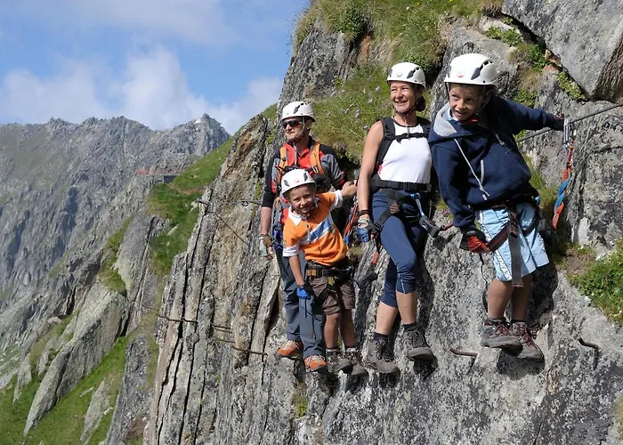 Sophia 1. Stock West